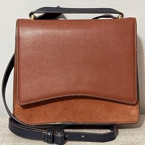 Leather crossbody bag by Violeta.